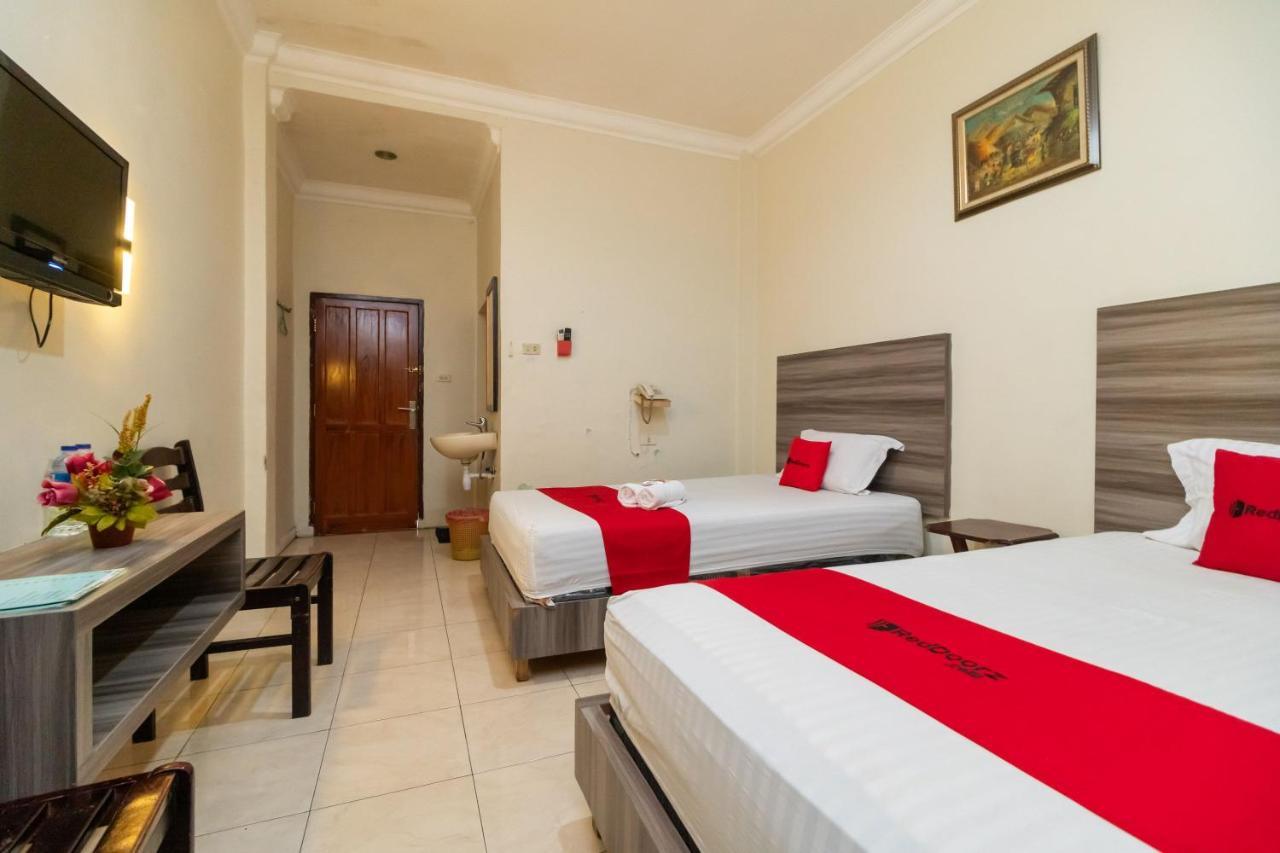 Reddoorz @ Pematangsiantar Hotel Ngoại thất bức ảnh