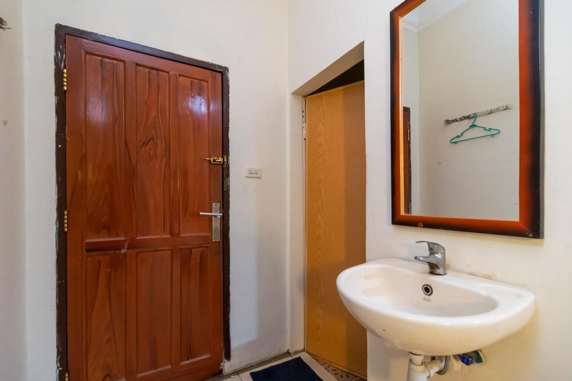 Reddoorz @ Pematangsiantar Hotel Ngoại thất bức ảnh